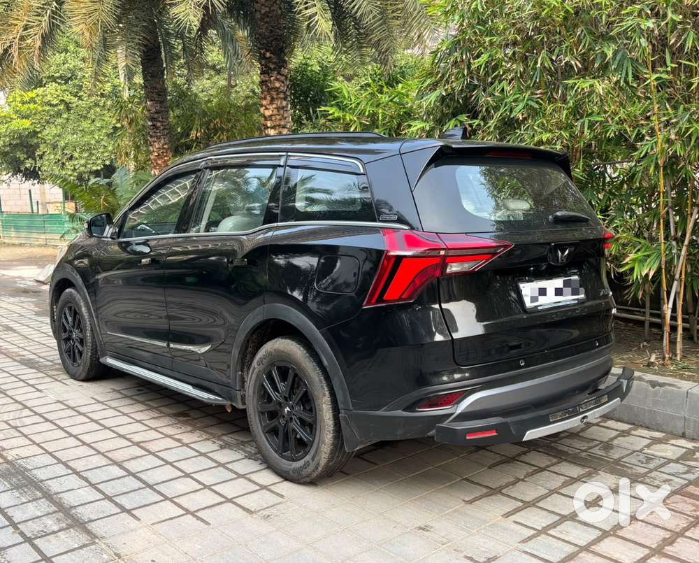 Mahindra Xuv700 2.2 Ax 7 Diesel Mt Luxury Pack Str, 2025, Diesel