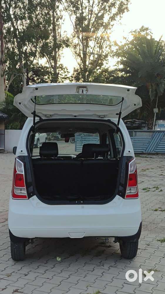 Maruti Suzuki Wagon R Lxi, 2018, Petrol