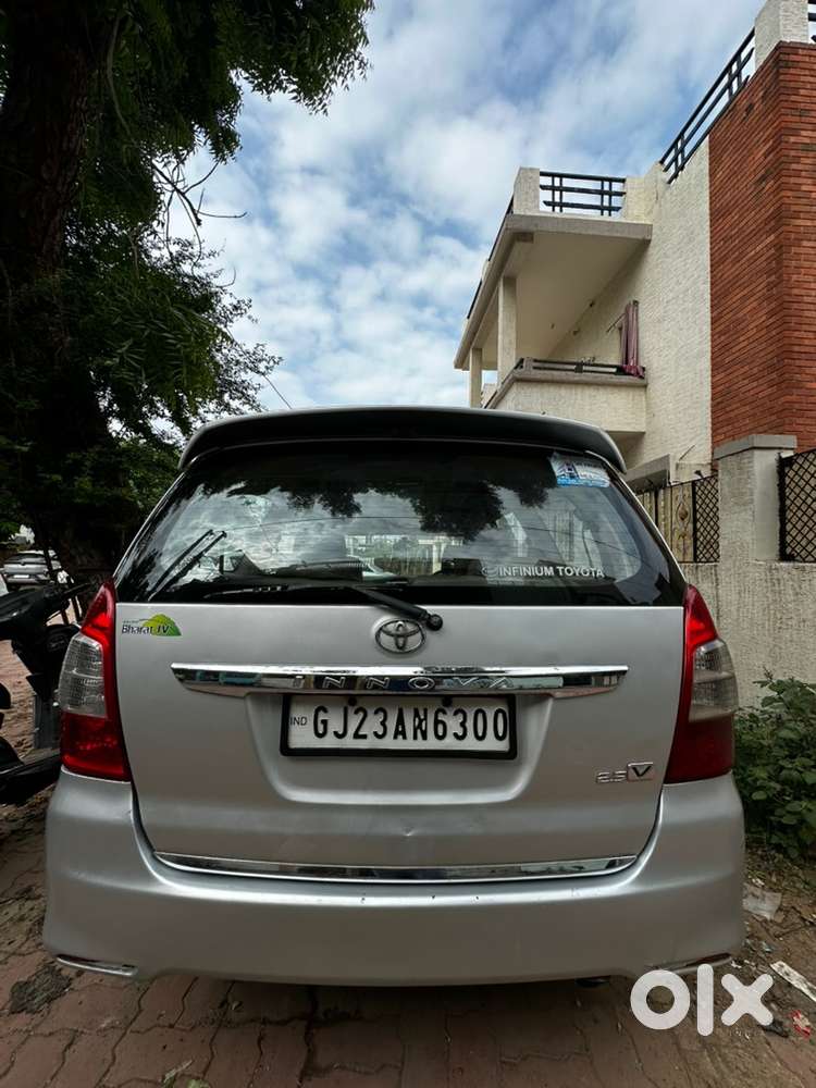 Toyota Innova Diesel 2013