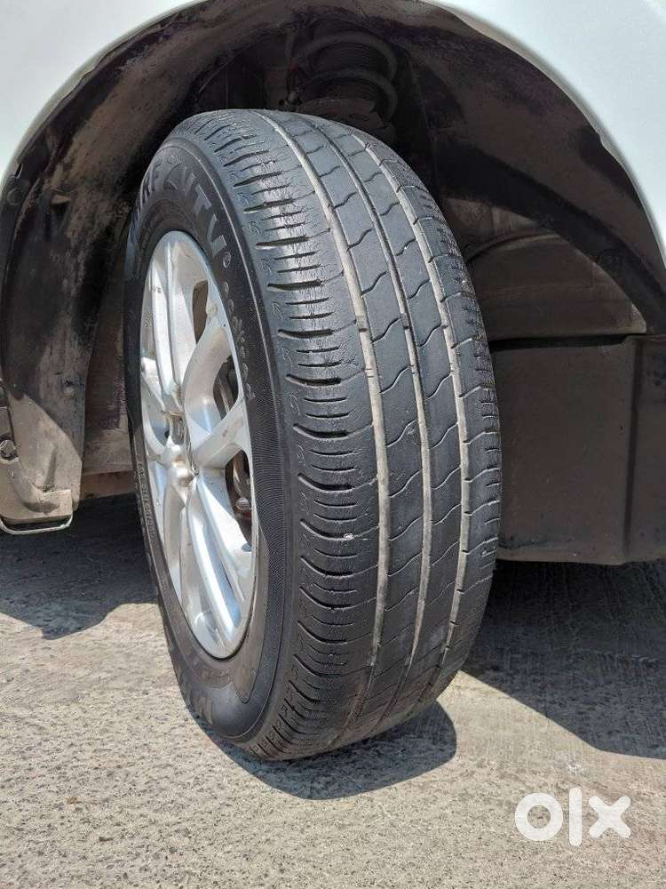 Maruti Suzuki Swift 2021-2024 Zxi Cng, 2022, Cng & Hybrids