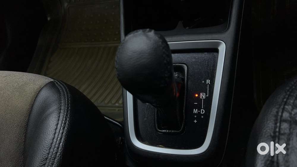 Maruti Suzuki Swift Amt Zxi, 2018, Petrol