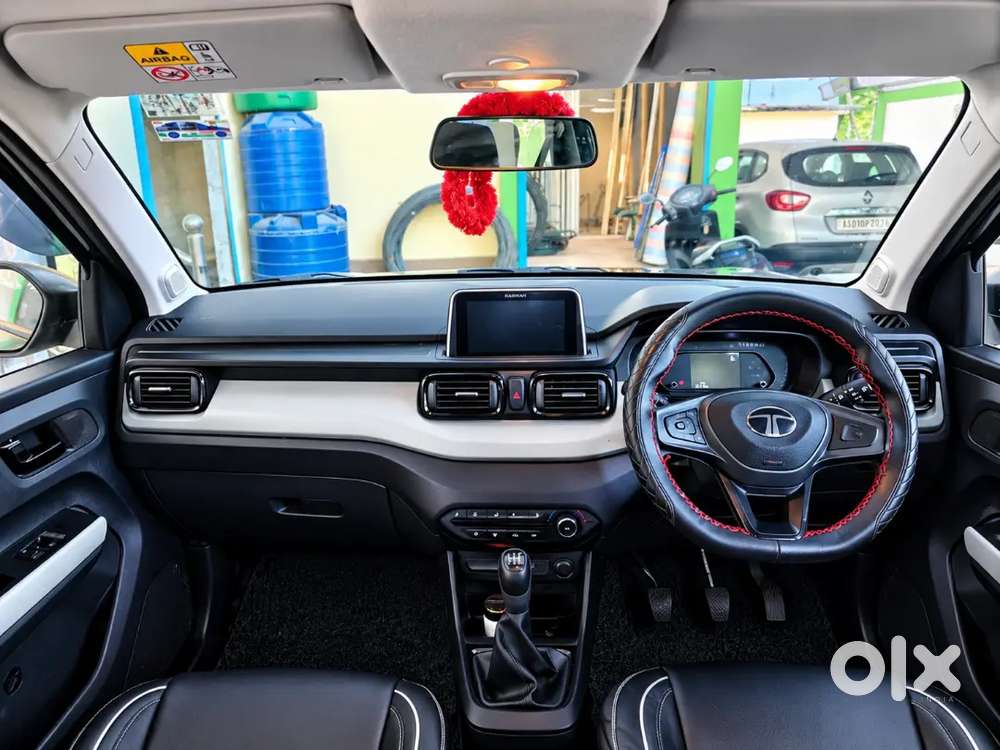 Tata Punch 1.2 Revotron 2025