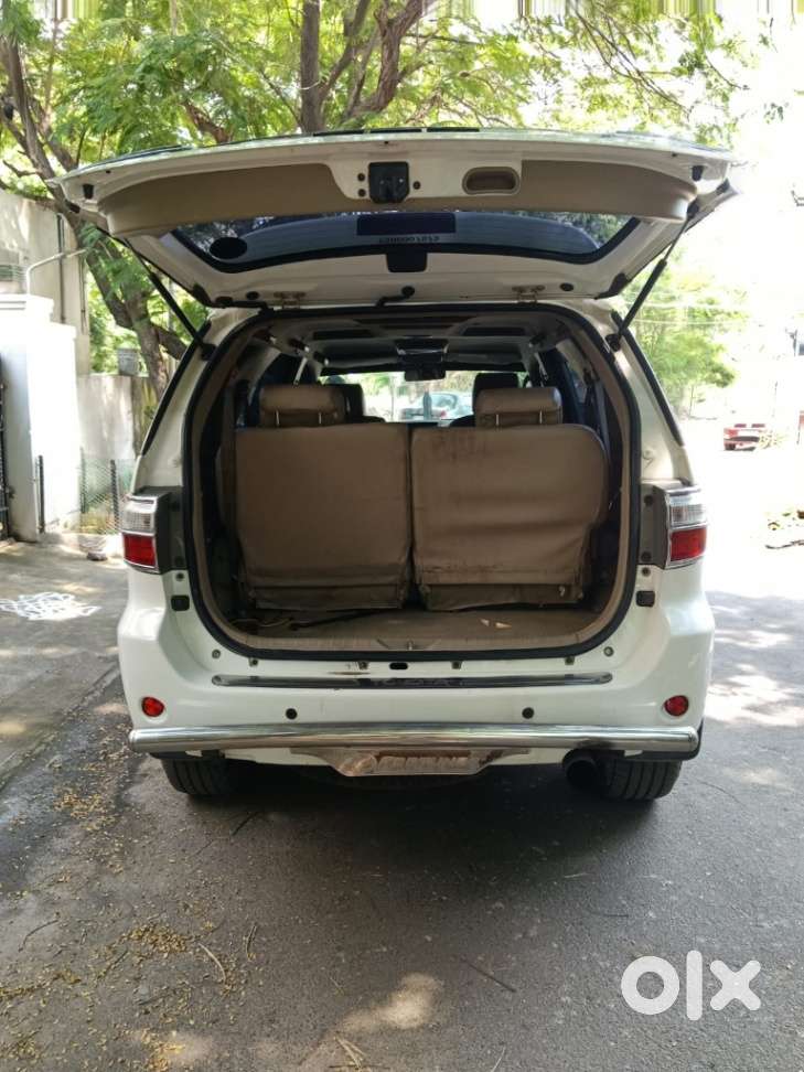 Toyota Fortuner 3.0 4x4 Manual, 2011, Diesel