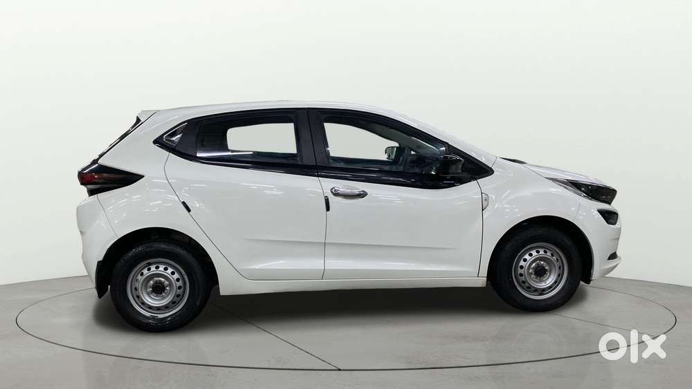 Tata Altroz Xe Cng, 2024, Cng & Hybrids