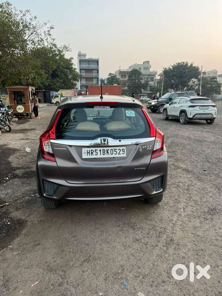 Honda Jazz 2016 Petrol Well Maintained