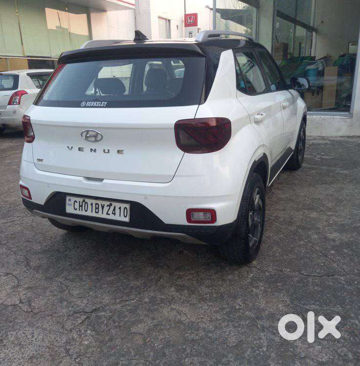 Hyundai Venue Sx Dual Tone, 2019, Diesel