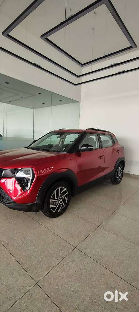 Mahindra Xuv 3xo Ax5 Pm Mt, 2024, Petrol