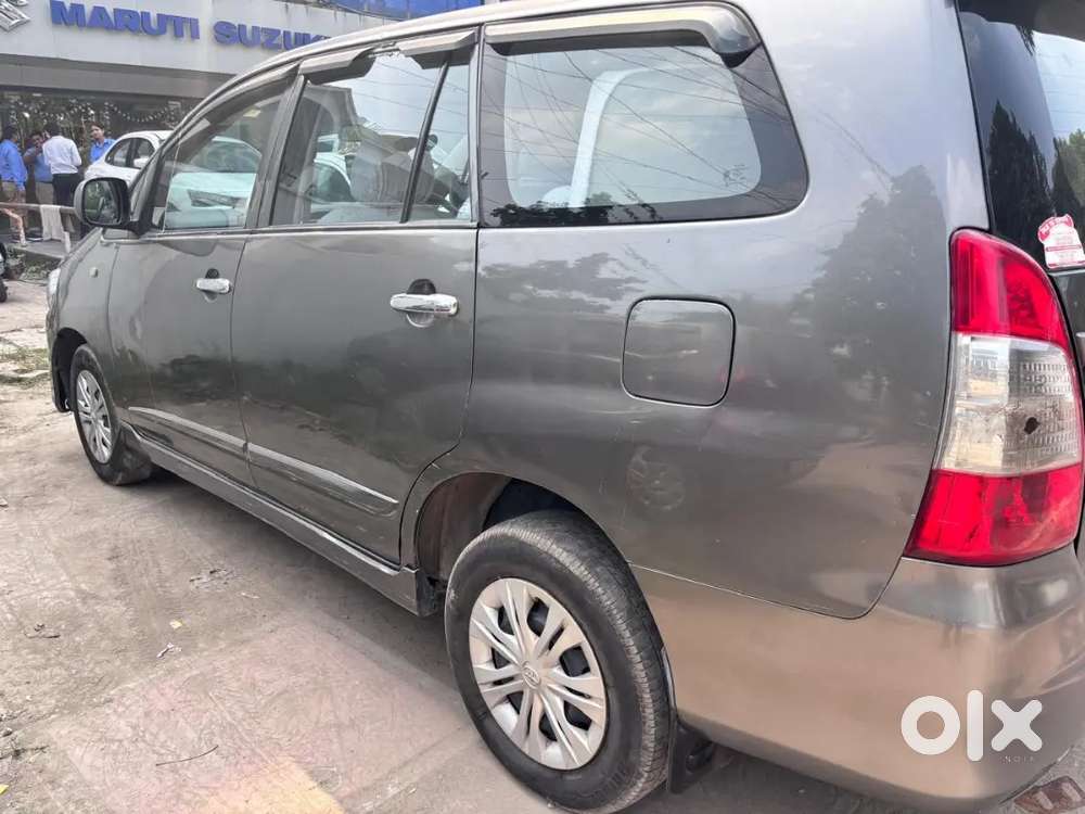 Toyota Innova Diesel 2014