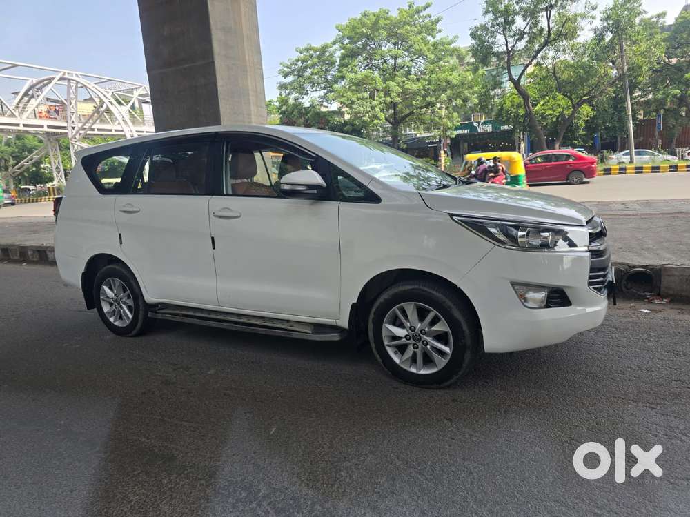Toyota Innova Crysta 2.8 Gx At, 2017, Diesel