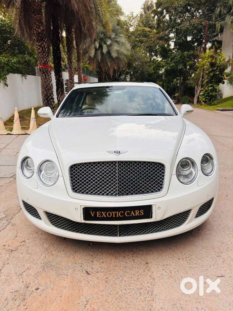 Bentley Continental Flying Spur Sedan, 2012, Petrol