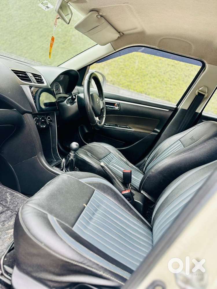 Maruti Suzuki Swift Vxi Abs Bsiv, 2014, Petrol