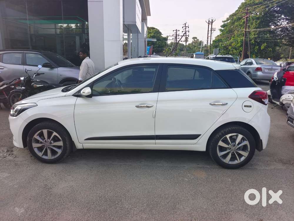 Hyundai I20 Petrol Asta Option, 2017, Petrol