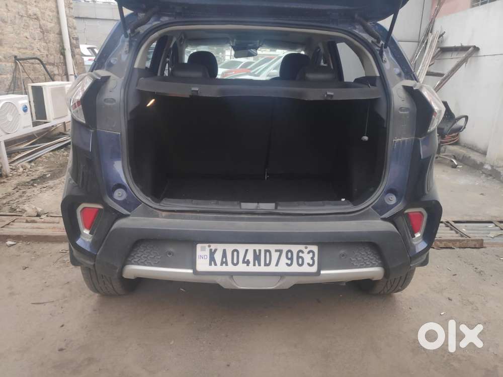 Tata Nexon 1.2 Revotron Xza Plus (o) Amt, 2023, Petrol