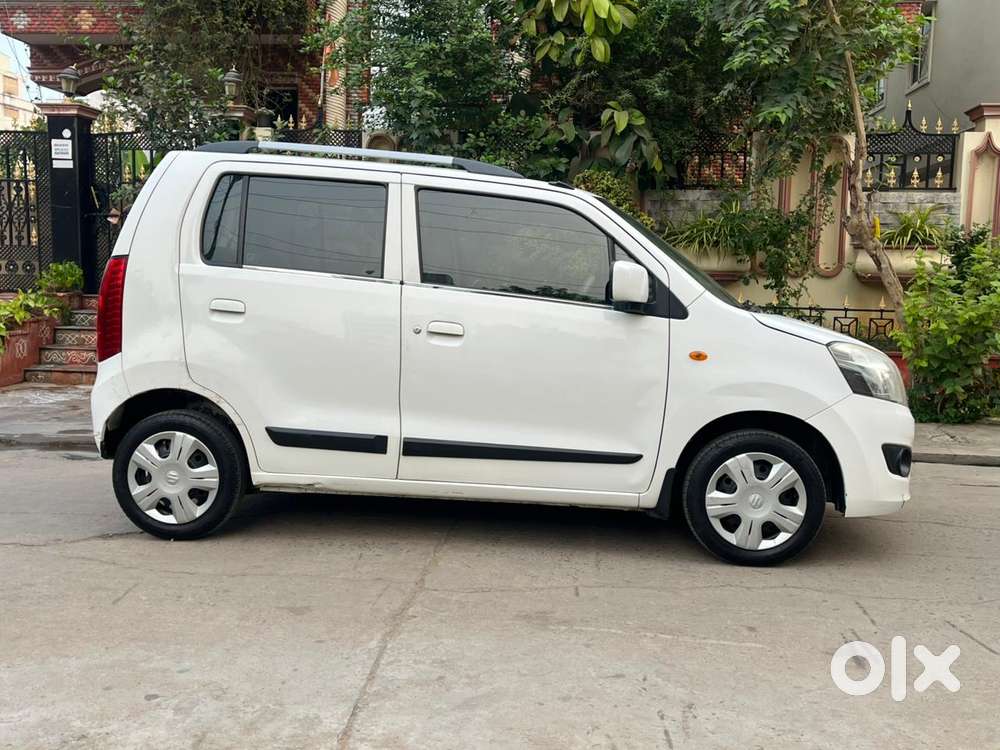 Maruti Suzuki Wagon R Vxi Amt, 2018, Petrol
