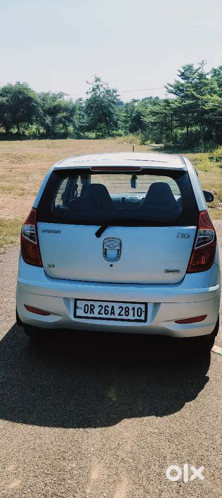 Hyundai I10 Sportz 2011 Model