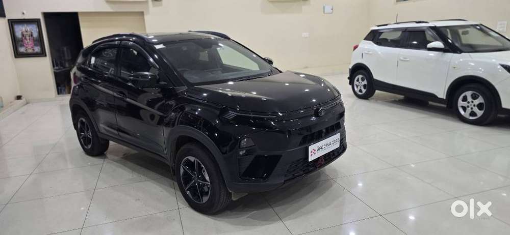 Tata Nexon 1.5 Revotorq Xza Plus (l) Dark Edition, 2026, Petrol