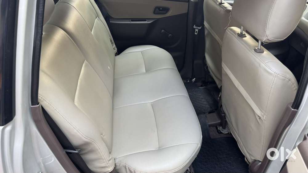 Maruti Suzuki Zen Estilo Lxi Bs Iv, 2011, Petrol