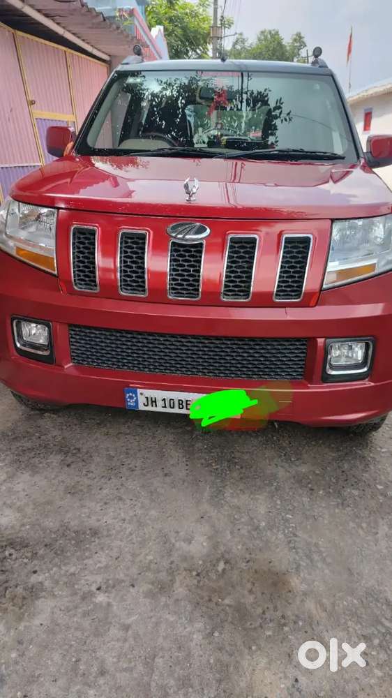 Mahindra Tuv 300 2016 Diesel Well Maintained