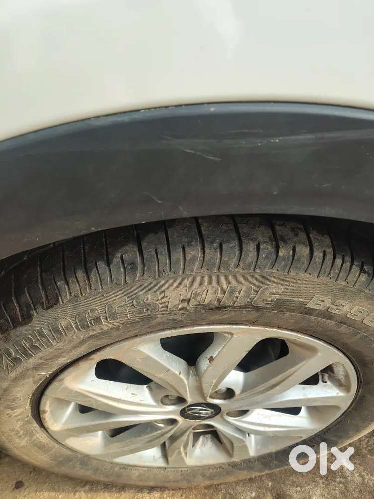 Hyundai Creta Facelift 2018 Diesel Tyre New ,battery New,drun New