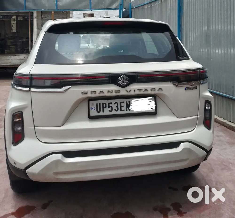 Maruti Suzuki Grand Vitara 2023 Hybrid Car