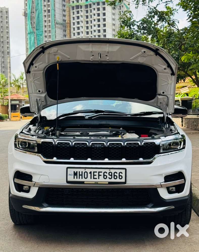 2023 Jeep Meridian Limited (o) 4x2 At