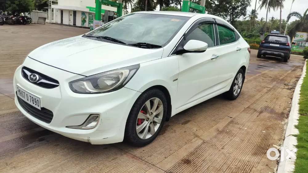 Hyundai Verna 2012 Diesel 130000 Km Driven