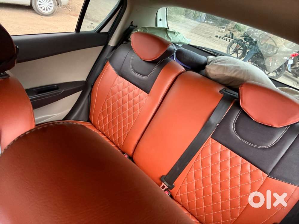 Hyundai I20 Asta Petrol 2010