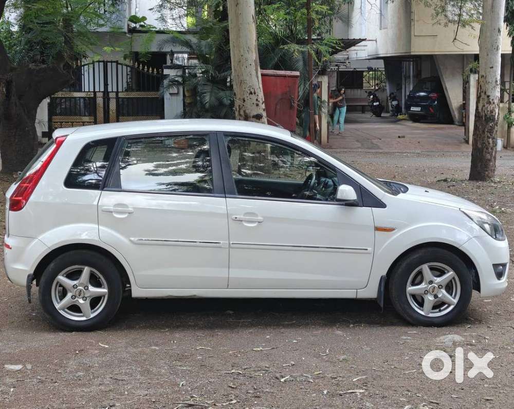 Ford Figo Duratec Titanium 1.2, 2011, Cng & Hybrids
