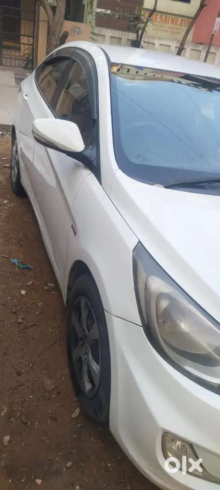 Hyundai Verna 2013 Diesel 120000 Km Driven
