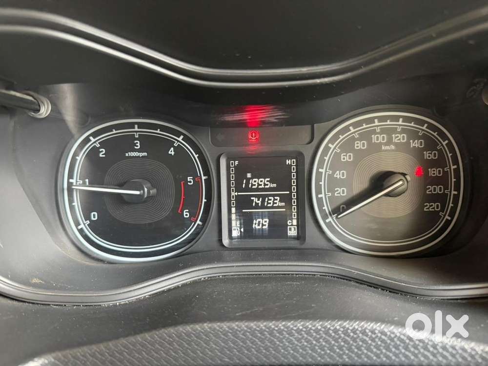 Maruti Suzuki Brezza 2017 Diesel Well Maintained