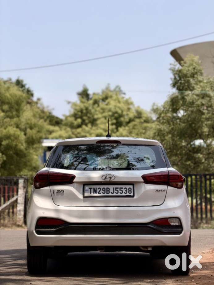 Hyundai I20 Era 1.2 Bs-iv, 2018, Petrol