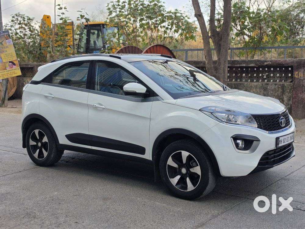 Tata Nexon 1.2 Revotron Xza Plus, 2018, Cng & Hybrids