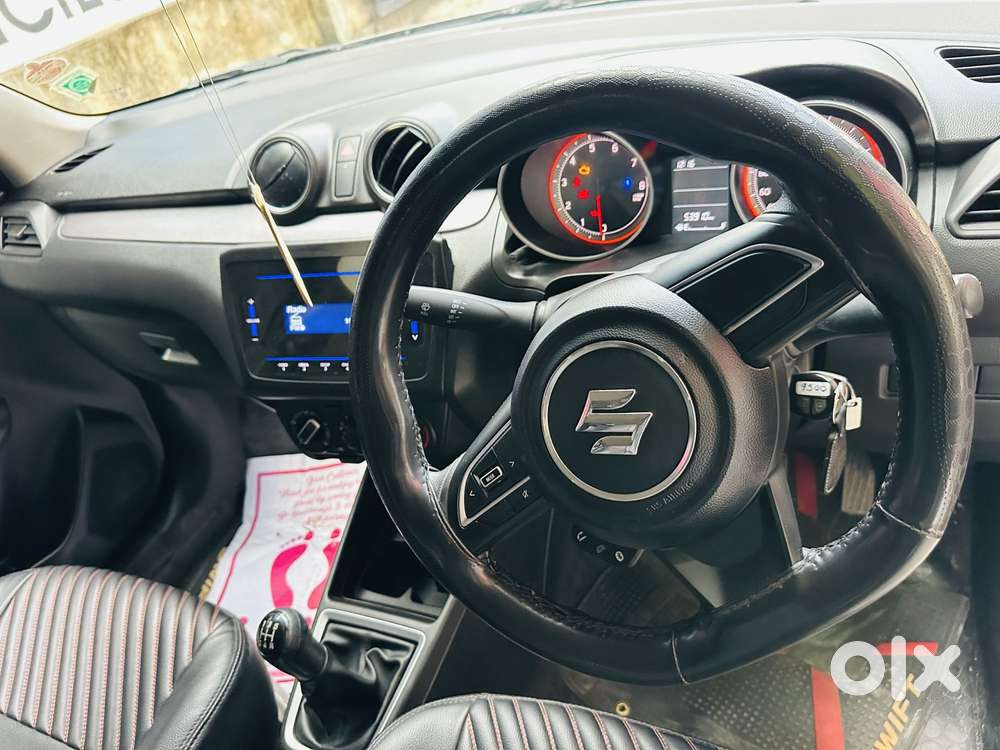 Maruti Suzuki Swift Vxi + Manual, 2021, Petrol