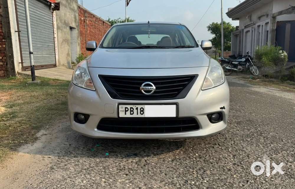 Nissan Automatic 2014 Petrol