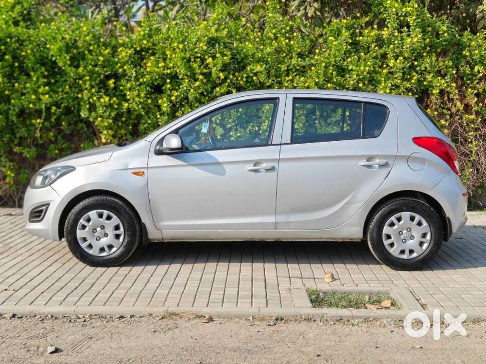 Hyundai I20 Magna 1.2 Mt, 2012, Petrol