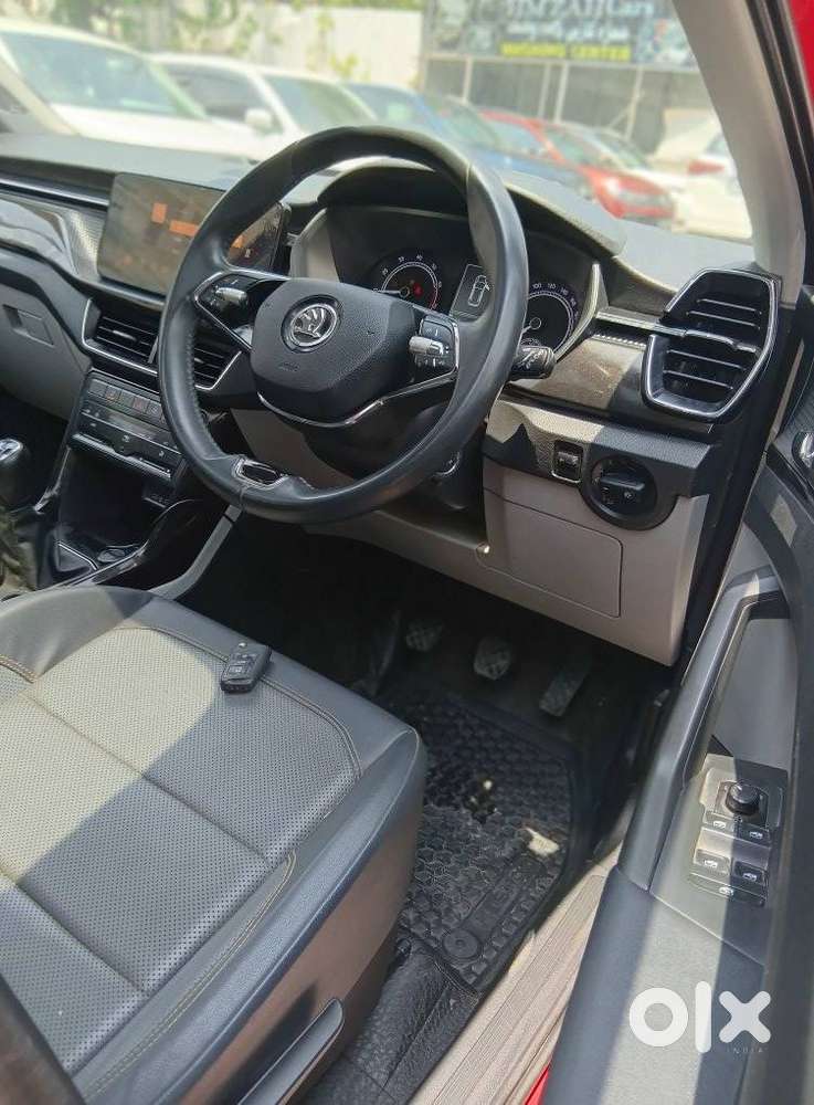 Skoda Kushaq Style 1.0l Tsi Mt, 2021, Petrol