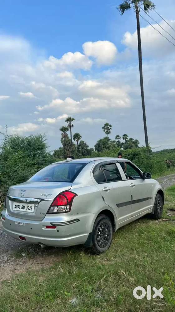 Maruti Suzuki Swift Dzire 2010 Petrol Well Maintained