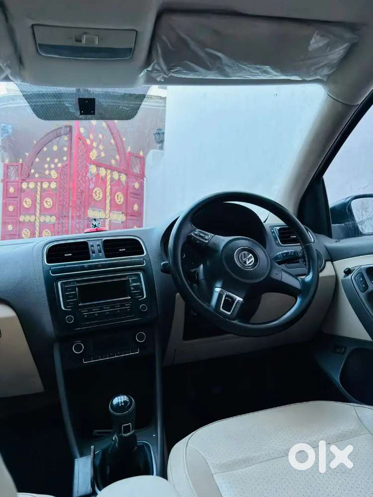 Volkswagen Vento1.6 Petrol 2013