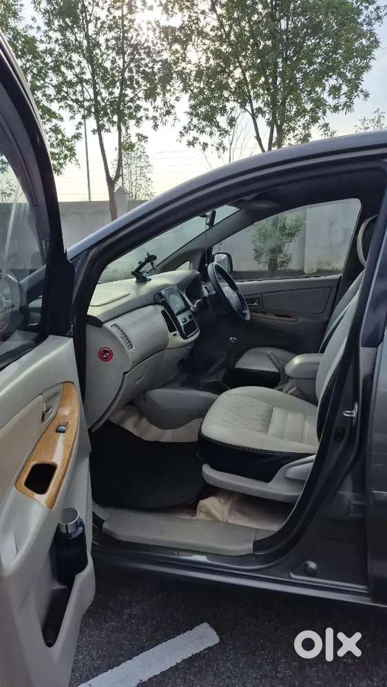 Innova 2009 V Version