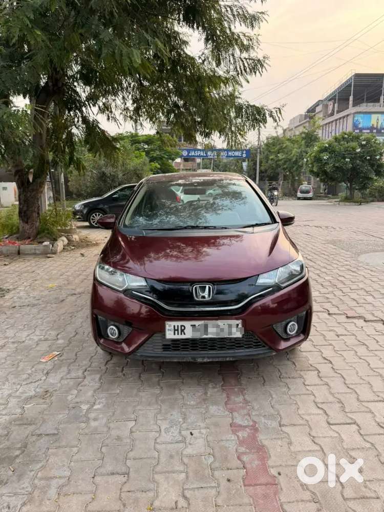 Honda Jazz Top Model Vx Diesel Dec 2015 Rocket Pickup Mileage 25plus