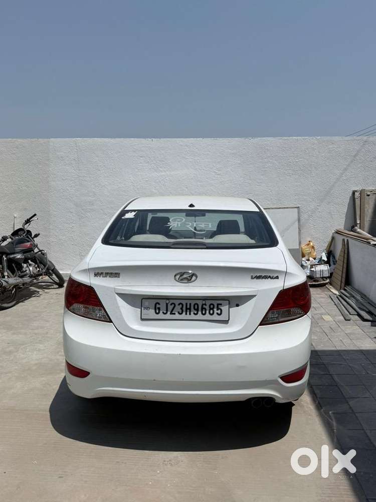 Hyundai Fluidic Verna 2011 Petrol Good Condition