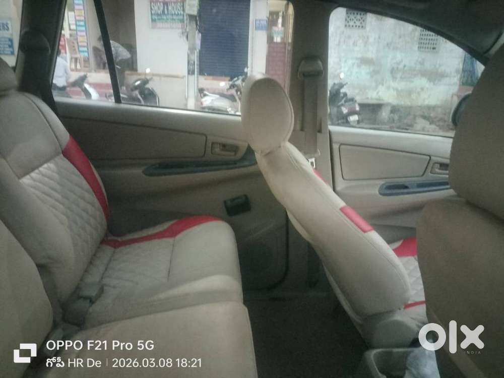 Toyota Innova 2010 Deisel