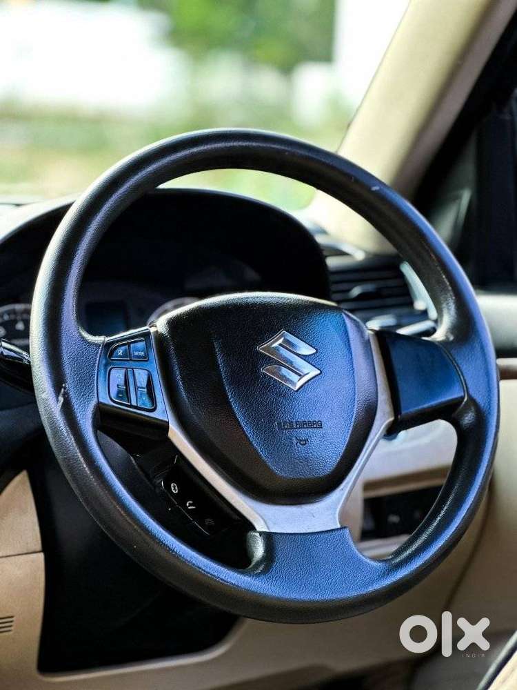 Maruti Suzuki Swift Dzire Zxi 1.2, 2015, Petrol