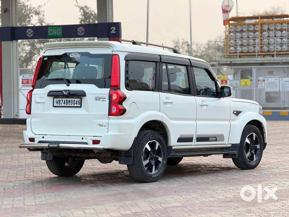 Mahindra Scorpio Classic 2.2 S 11 Mt 7 Str, 2023, Diesel
