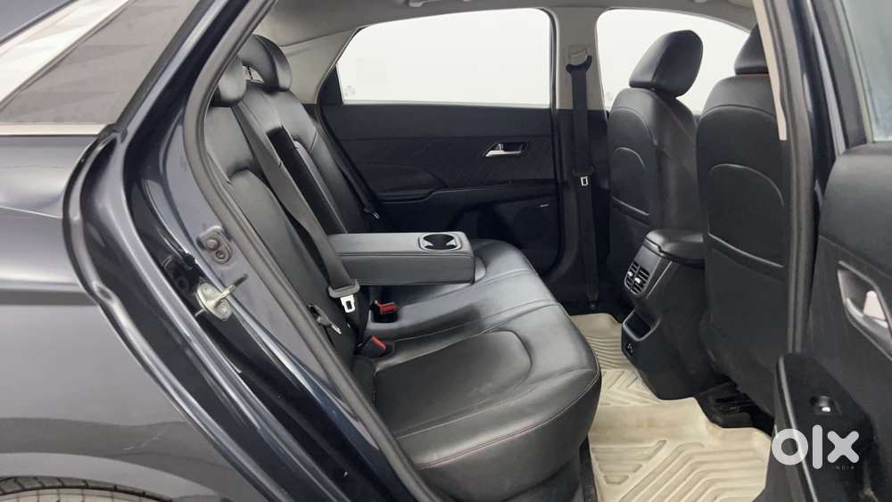 Hyundai Verna 1.5 Sx (o) Turbo Petrol Dct, 2023, Petrol