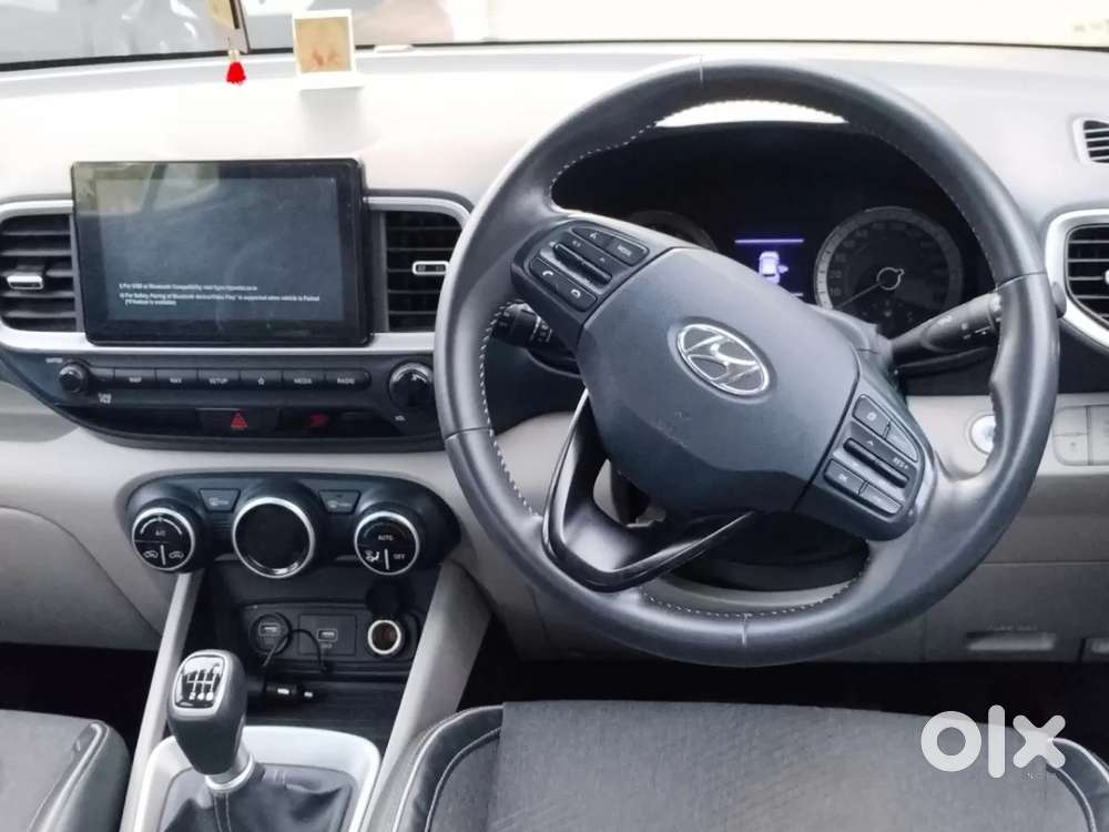 Hyundai Venue Sx (o) Mt 1.0 Turbo Dual Tone, 2020, Petrol