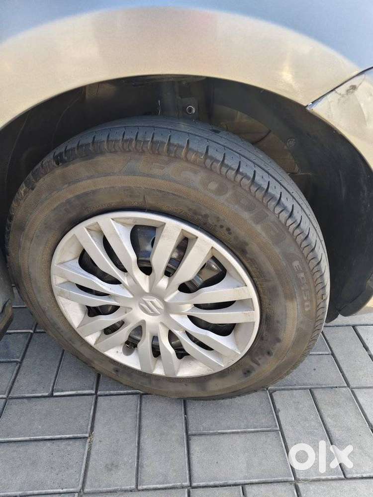 Maruti Suzuki Dzire 1.2 Vxi, 2022, Petrol