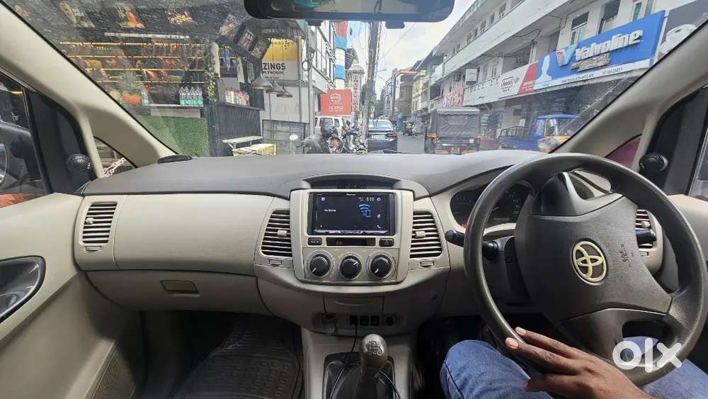 Toyota Innova 2.5 G 2012