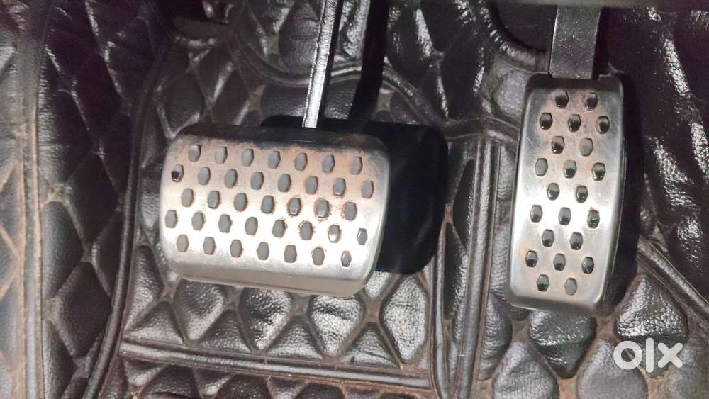 Mahindra Xuv700 2.2 Ax 5 Diesel At 7 Str, 2022, Diesel