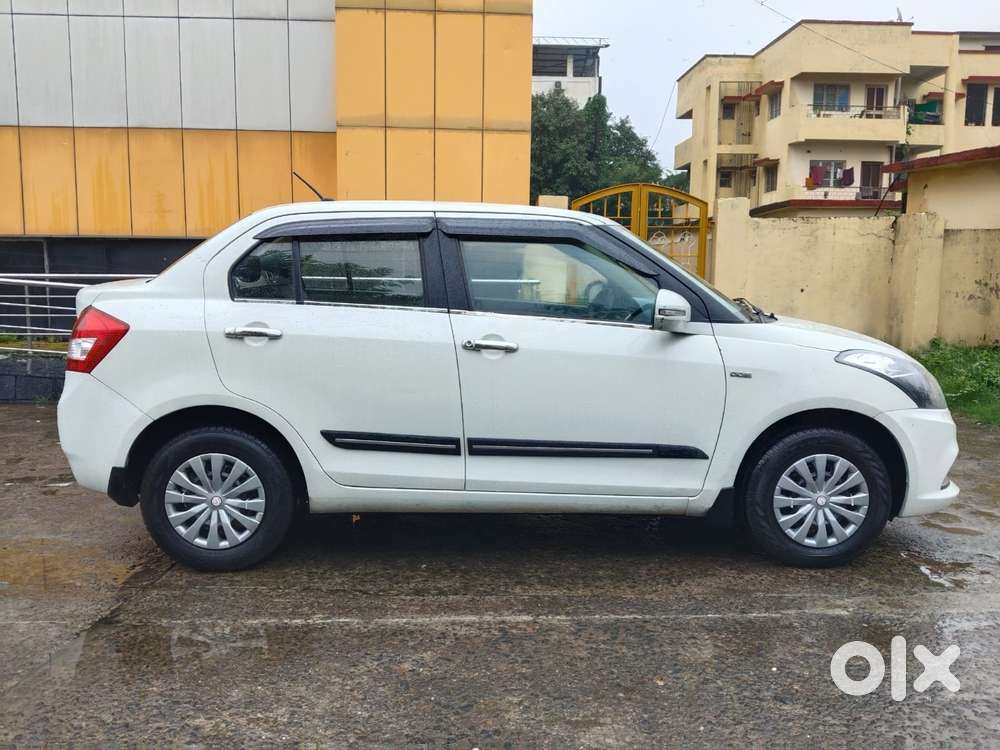 Maruti Suzuki Swift Dzire Vdi Optional, 2016, Diesel